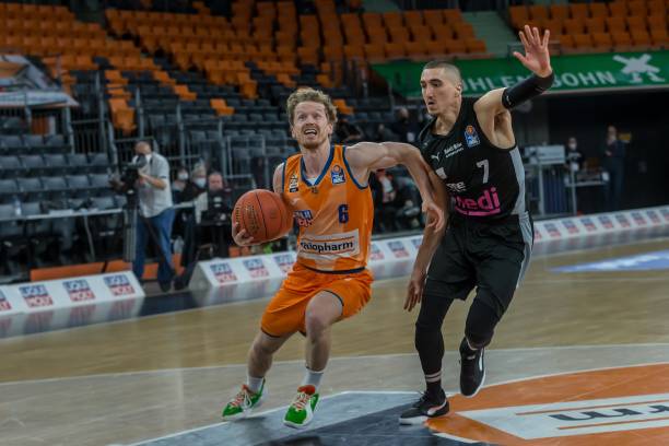 火力强大的 火力强大的